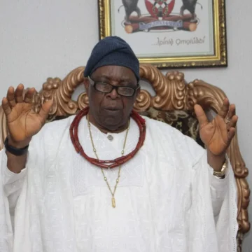 Owa-Obokun Throne Under Ilase ‘Siege’?